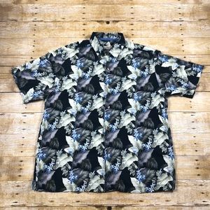 Tommy Bahama Hawaiian Floral Button Up Shirt